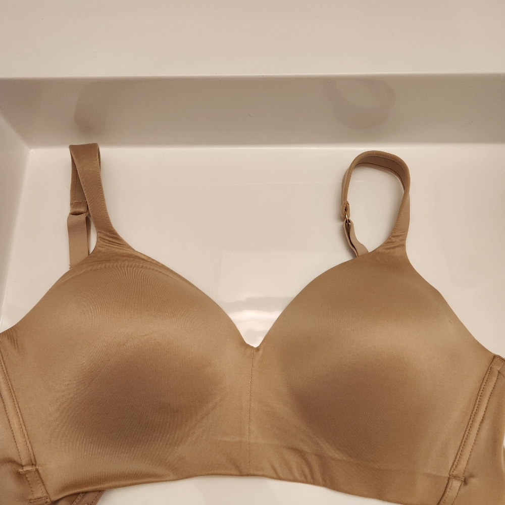 Natori Revelation Wireless Contour Bra - Picture 3 of 7
